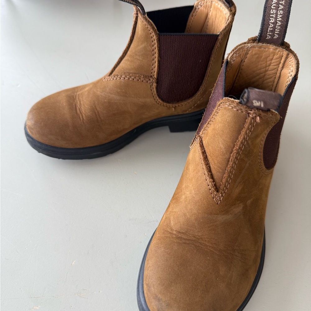 Kids Saddle Brown Leather Blundstone Chelsea Boots